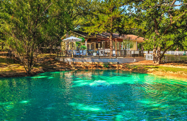 1032 Tanglewood Trail